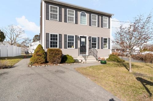 452 Kennedy St, Fall-River, MA 02721 exterior
