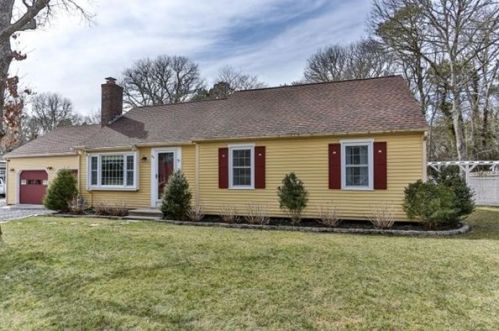 99 Wagon Ln, Hyannis, MA 02601 exterior