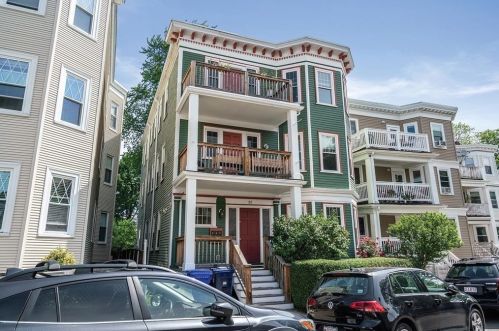 32 Roseclair St, Boston, MA 02125 exterior