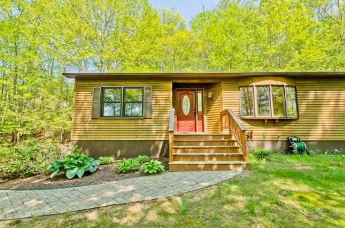 78 Patriots Path, Russell, MA 01071 exterior