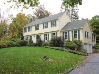 82 Ritch Dr, Ridgefield, CT 06877 exterior