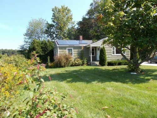 384 Bridge Rd, Northampton, MA 01062 exterior
