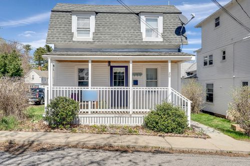 20 Fern Ave, Old Orchard Beach, ME 04064 exterior