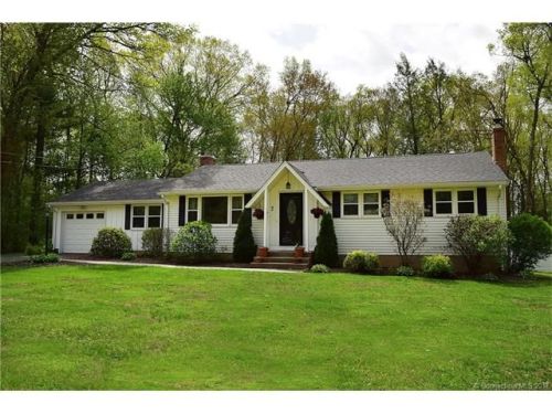 7 Overhill Rd, Ellington, CT 06029 exterior