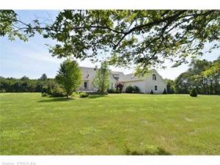 32 Dawley Dr, Stonington, CT 06378 exterior