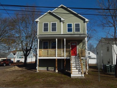 14 Glasgow St, Providence, RI 02908 exterior
