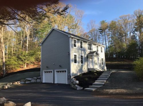 107 Chopmist Hill Rd, Glocester, RI 02814 exterior