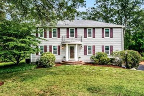 12 J William Hts, Millis, MA 02054 exterior