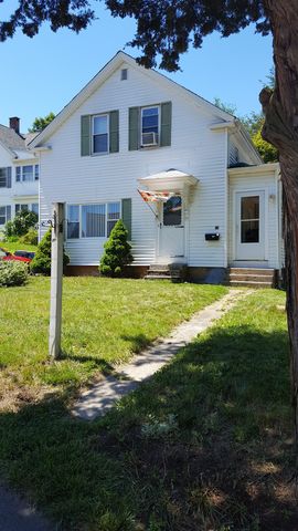 27 Adelaide Ave, Warwick, RI 02886 exterior
