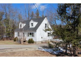 54 Ledgeview Dr, Rochester, NH 03839 exterior
