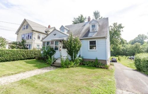 87 Broad St, Meriden, CT 06450 exterior