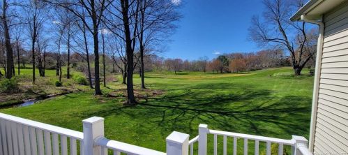 9 Taylor Ct, Windsor, CT 06095 exterior