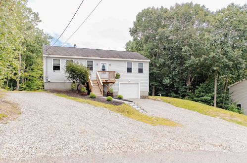 20 Franconia Dr, New Durham, NH 03855 exterior