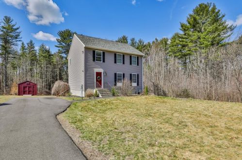 3 Middleridge Rd, Derry, NH 03038 exterior