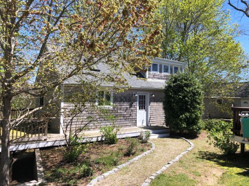 25 Locust Rd, Eastham, MA 02642 exterior