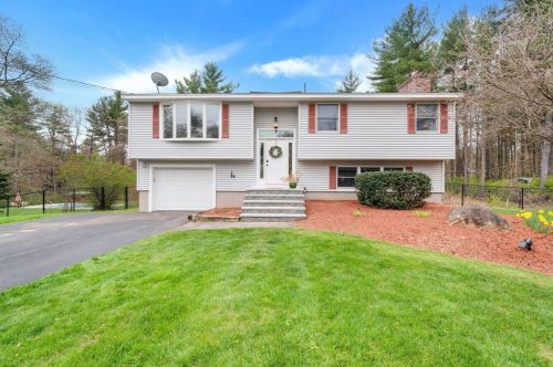 22 Scenic Dr, Derry, NH 03038 exterior