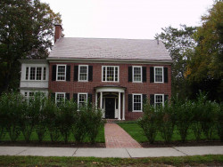 29 Sylvan Ave, Newton, MA 02465 exterior