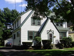 12 Freeman St, Newton, MA 02466 exterior