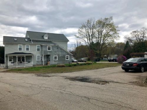 432 Fairview Ave, Coventry, RI 02816 exterior