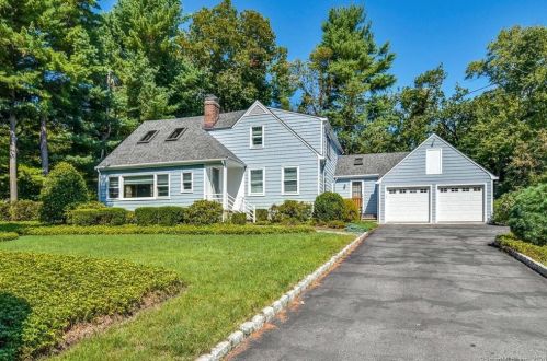 67 Diamondcrest Ln, Stamford, CT 06903 exterior