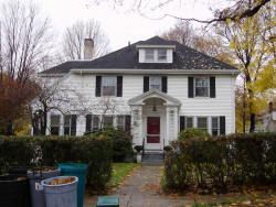 911 Commonwealth Ave, Newton, MA 02459 exterior