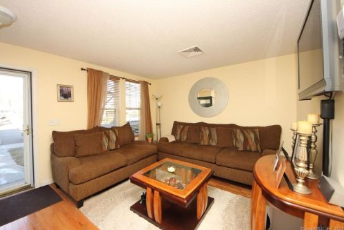 50 Young Dixon Way, Stamford, CT 06902 exterior