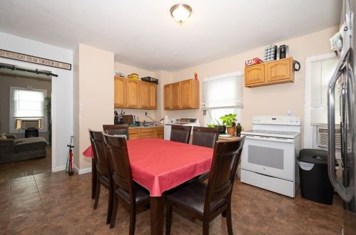 1 Bluff St, Worcester, MA 01610 exterior