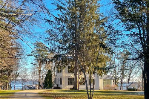 171 Foreside Rd, Falmouth, ME 04105 exterior