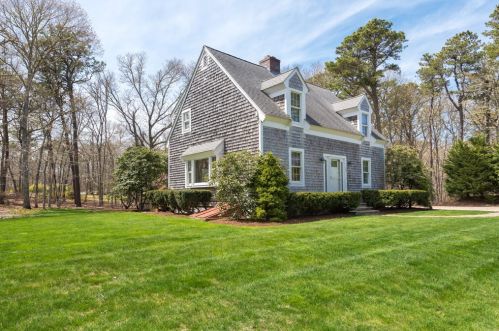 26 Obed Brooks Rd, Hardwich, MA 02645 exterior