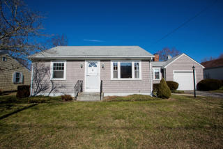 325 State St, Bristol, RI 02809 exterior