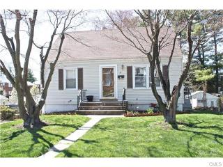 35 Van Buskirk Ave, Stamford, CT 06902 exterior