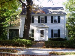 57 Shornecliffe Rd, Newton, MA 02458 exterior