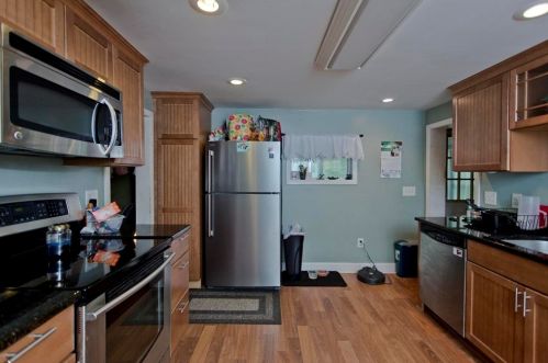 16 Prospect St, Huntington, MA 01085 exterior