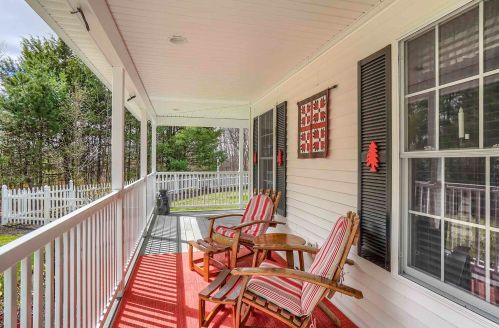 188 Snook Rd, Goffstown, NH 03045 exterior