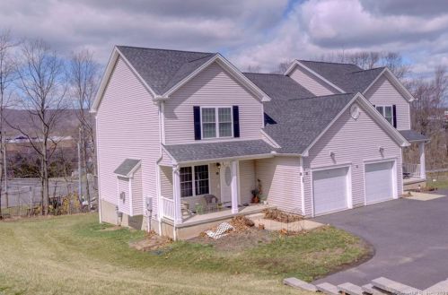 30 Cortland Way, Southington, CT 06489 exterior