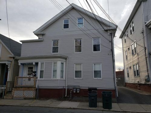 18 Winsor St, Providence, RI 02908 exterior