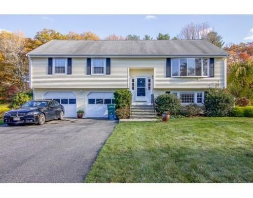 23 Crestview Dr, Millis, MA 02054 exterior