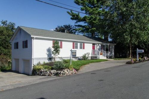 71 Bow St, Saugus, MA 01906 exterior