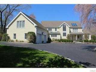 88 Kellogg Hill Rd, Weston, CT 06883 exterior