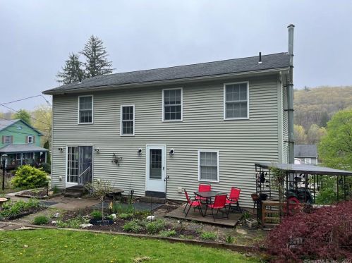 27 Innes Ave, Litchfield, CT 06787 exterior