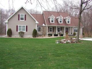 24 Magnolia Dr, Suffield, CT 06078 exterior