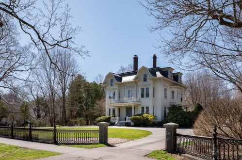 721 Main St, Hingham, MA 02043 exterior