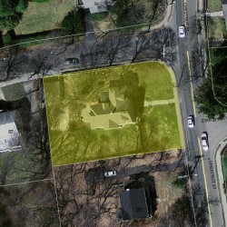 795 Chestnut St, Newton, MA 02468 aerial view