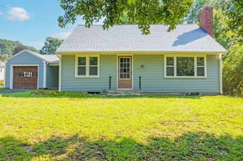335 Gifford St, Springfield, MA 01118 exterior