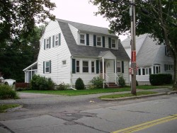 286 Cherry St, Newton, MA 02465 exterior