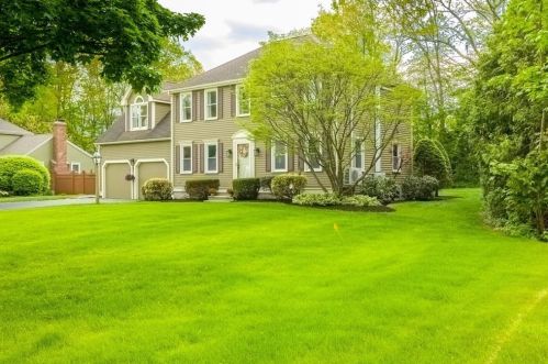 5 Stonybrook Ln, Shrewsbury, MA 01545 exterior