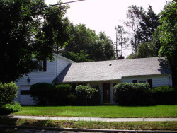 169 Spiers Rd, Newton, MA 02459 exterior