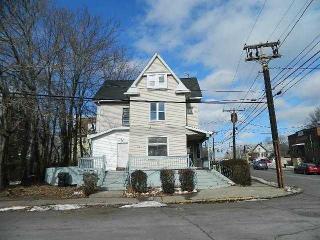 100 Park St, Meriden, CT 06450 exterior