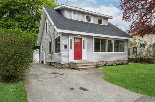 222 Holden St, Worcester, MA 01606 exterior