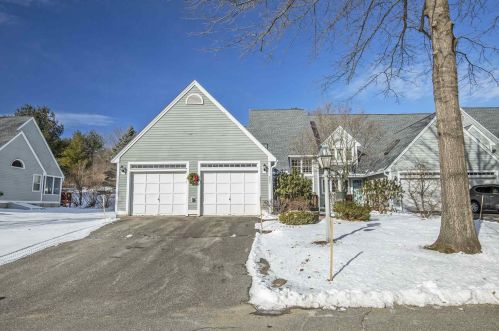 353 Winding Pond Rd, Londonderry, NH 03053 exterior